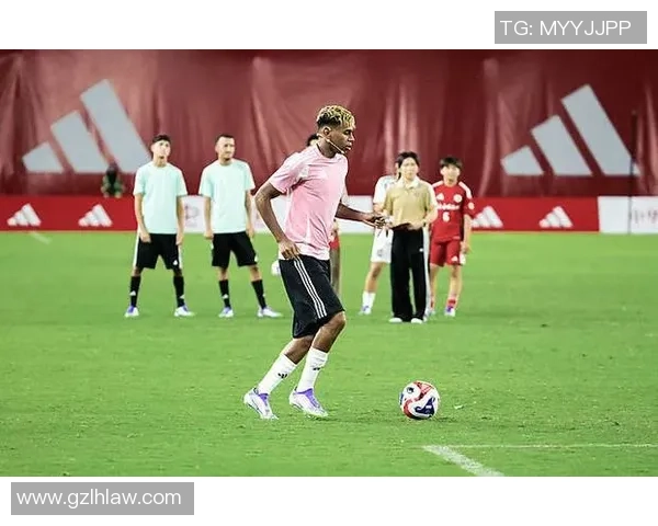 弗里克强调国家队应共同呵护亚马尔的成长与发展 弗里克强调国家队应共同呵护亚马尔的成长与发展