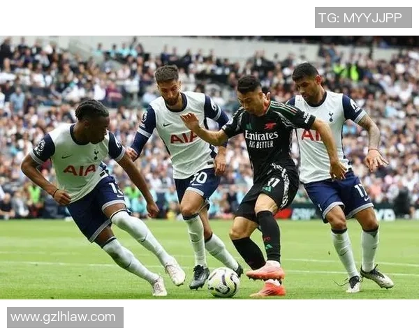 足坛夜幕下的荣耀与失落皇马逆转重返榜首阿森纳大胜热刺展现实力 足坛夜幕下的荣耀与失落皇马逆转重返榜首阿森纳大胜热刺展现实力